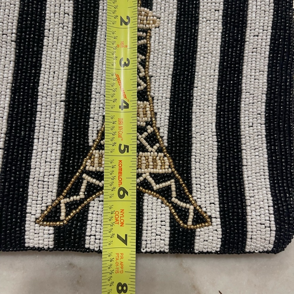 EIFFEL TOWER BEADED WRISTLET!! New - Picture 5 of 5